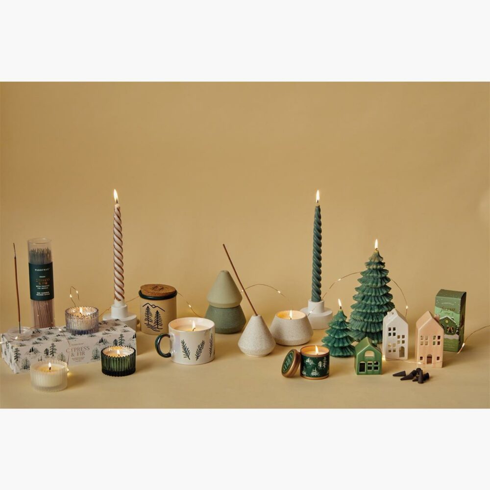 Sveča v skodelici Cypress & Fir, bela - Image 3