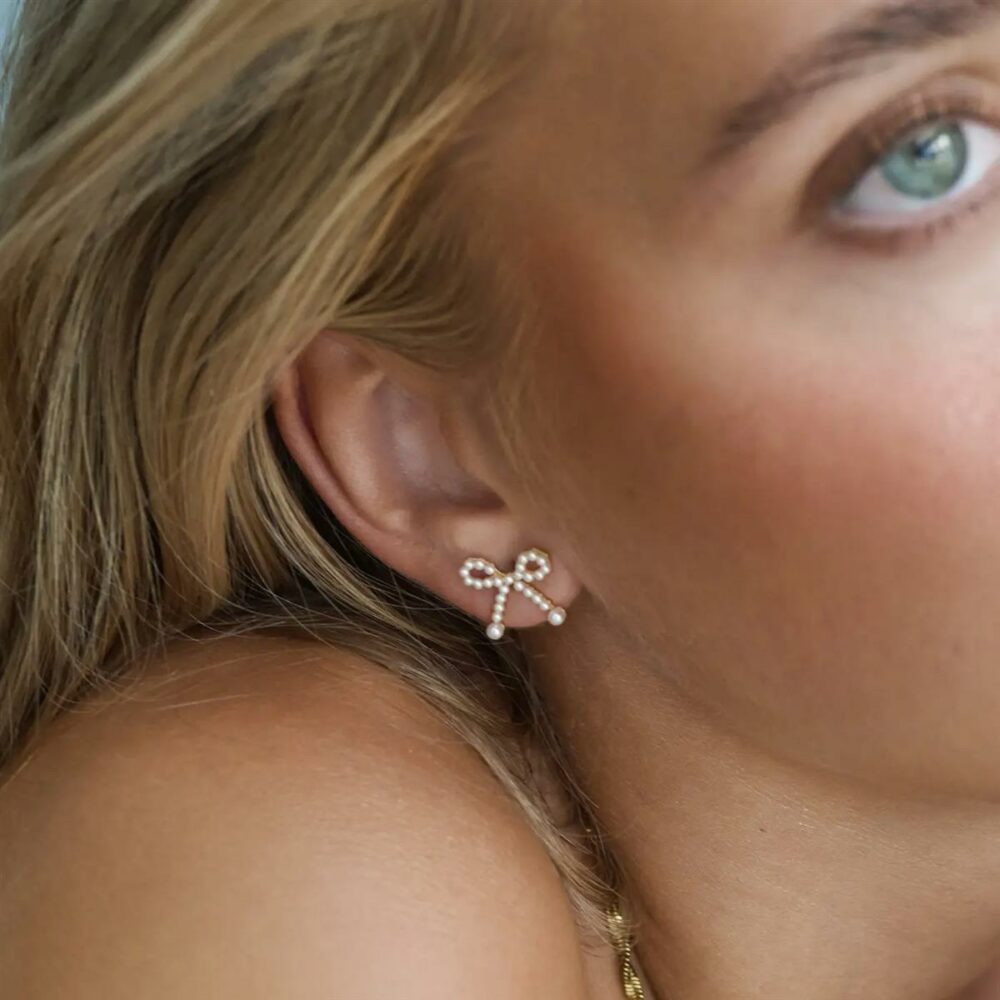 Uhani Cute Pearl Bow - Image 2